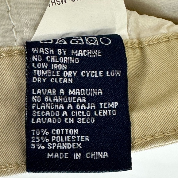 Men's Slim Fit Shorts - Picture 8 of 9